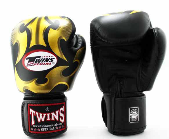 TWINS Boxing Gloves - Roman - Gold, Black