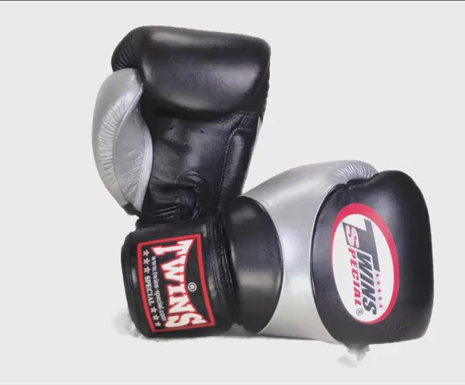 Load video: Boxing Gloves